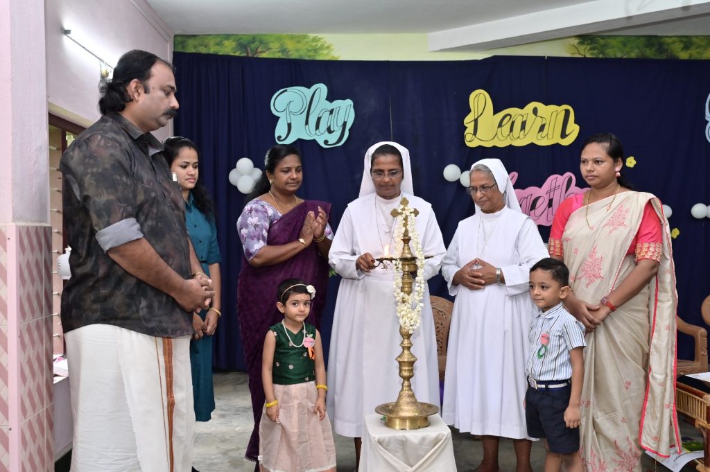 Thiruthiparambu-LKG-INAUG-2-1024x681