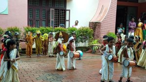 Thiruthiparambu-Onam-3-300x169